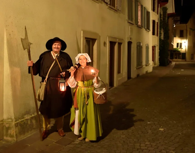 Mit Magd und Nachtwächter durch die nächtlichen Gassen