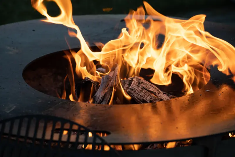 Sonnenuntergangs-Feuer