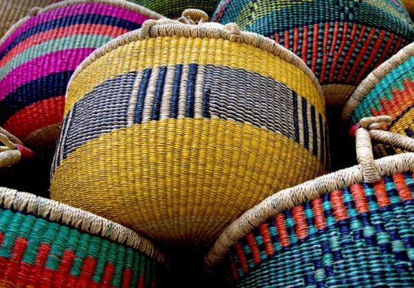 Die handgefertigten Körbe der Baba Tree Basket Company gibt's ab August bei AHOI AHOI presented