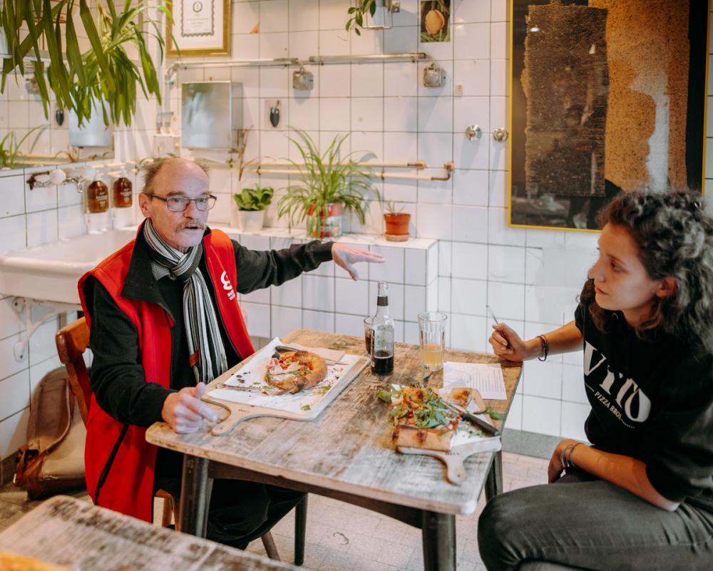 Markus engagiert sich für soziale Veränderungen und ist seit einem gesundheitlichen Zwischenfall selbst Sozialhilfebezüger und Langzeitstellensuchender. 