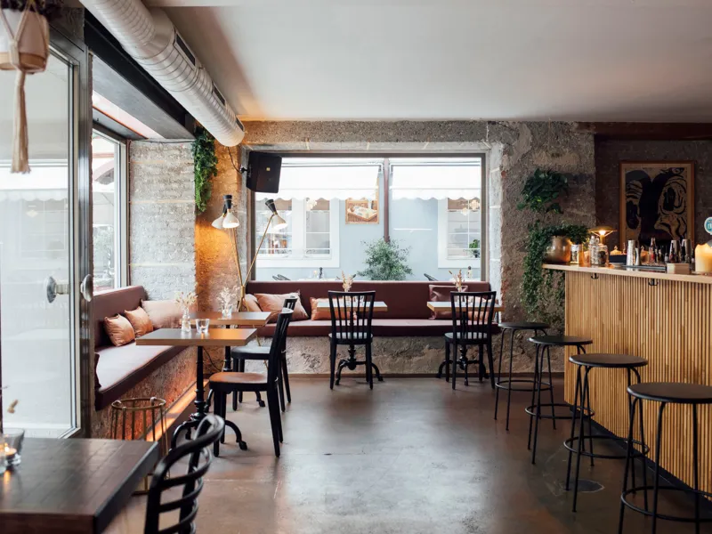 Hobo Bar