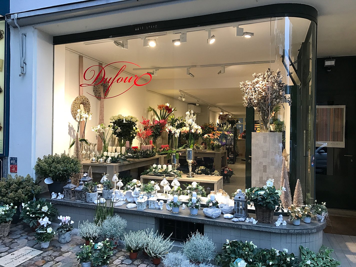 Blumen Dufour in Basel Ihr Blumengeschäft am Spalenberg. BaselLive