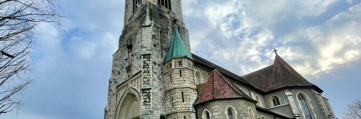 Römisch-katholische Kirche Herz Jesu, Laufen