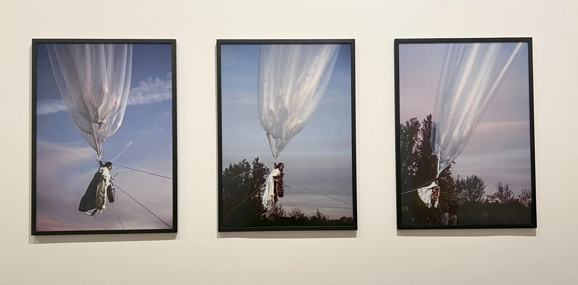 Charlotte Moorman und Otto Piene, Sky Kiss (1982)