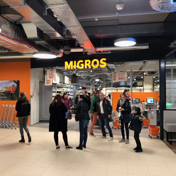 Migros (Bahnhof)