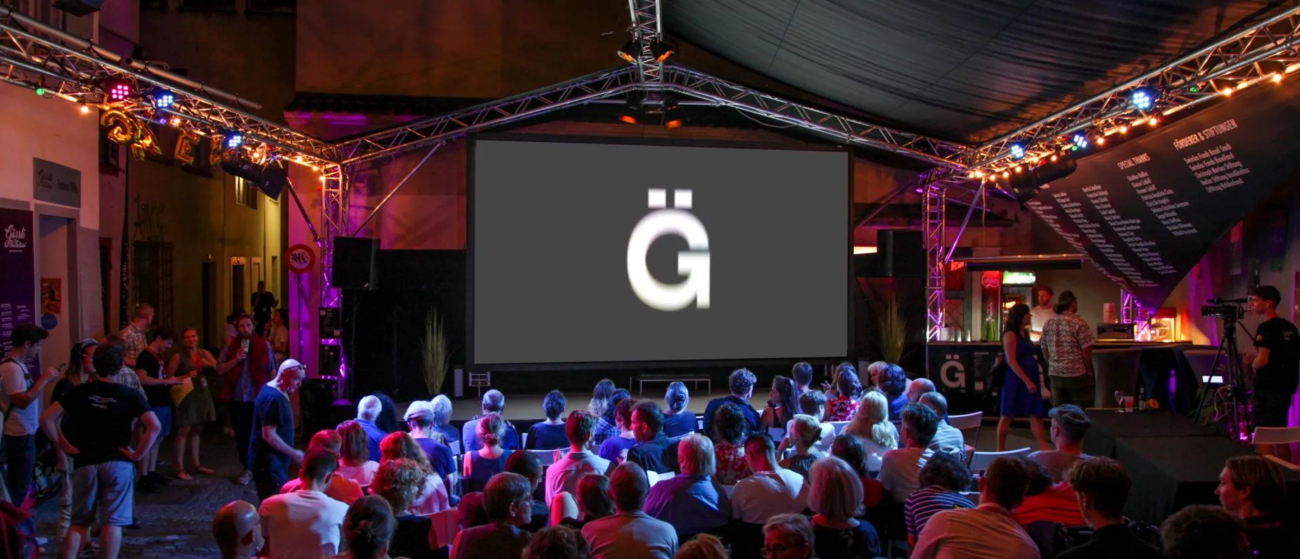 Grosses Kino in kleinem Ambiente