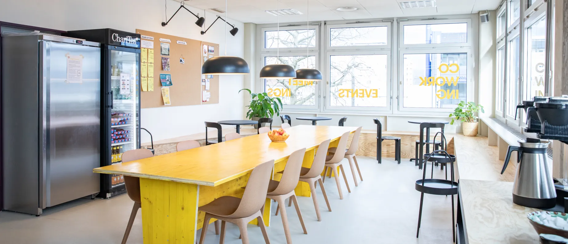 In der Teeküche bei Impact Hub an der Münchensteinerstrasse 274a.