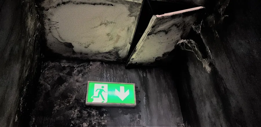 Raus aus dem Escape-Room: Gemeinsam den Weg nach draussen finden.