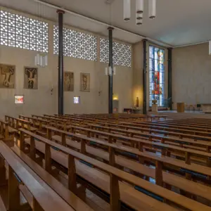 Kath. Kirche Bruder Klaus, Kriens - Innenansicht