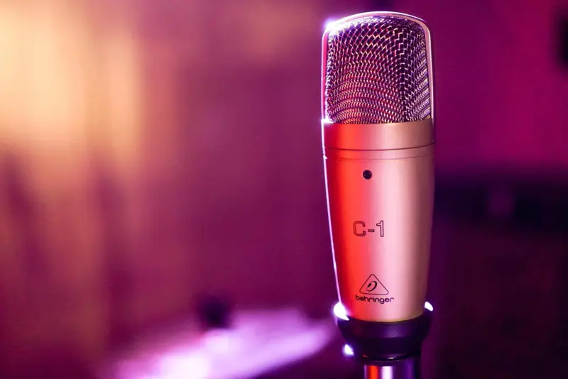 Karaoke und chillige Musik