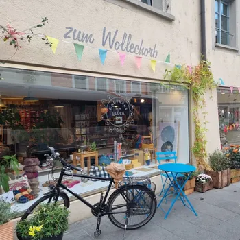 Kaufhaus zum Glück