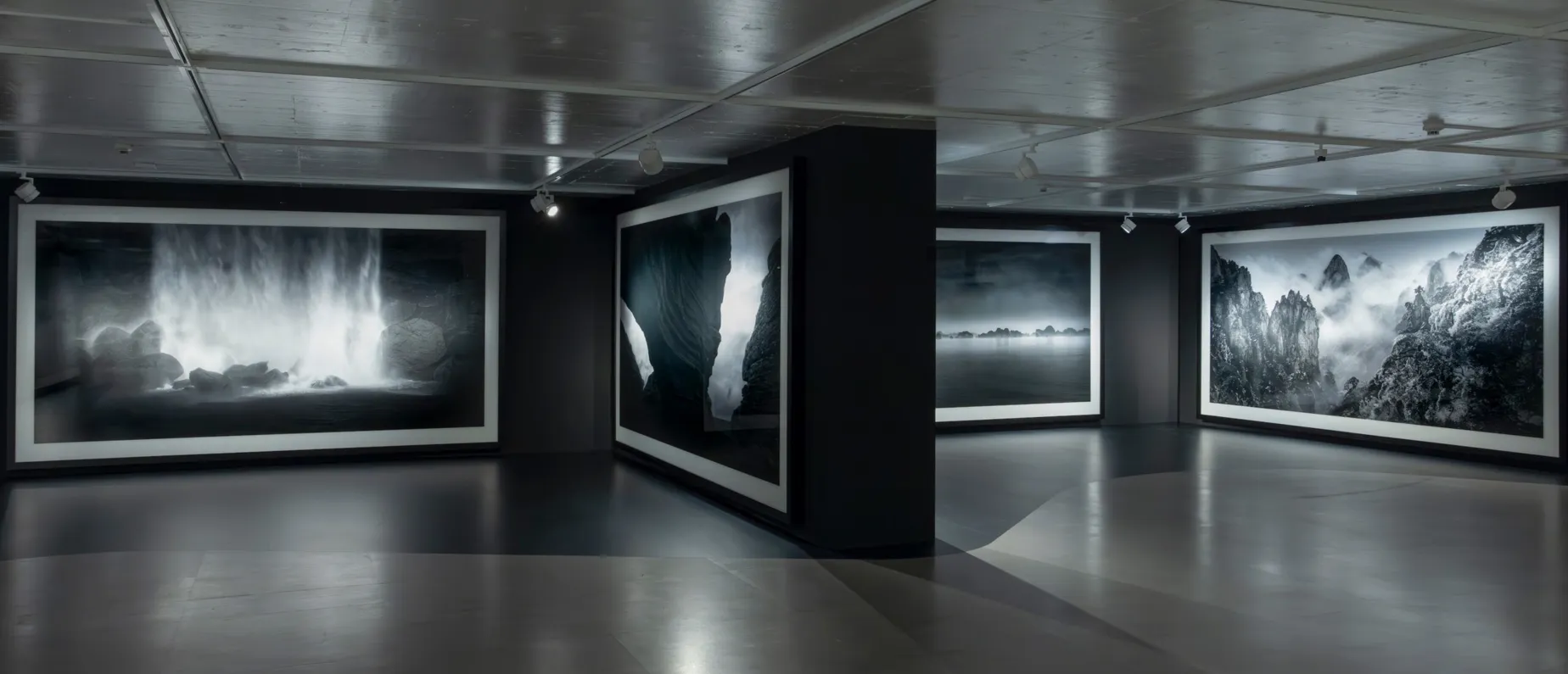 Ausstellungsansicht, HOWEVER WE SAW THE SAME STAR - Kim Jungman, Kulturstiftung Basel H. Geiger, 2023