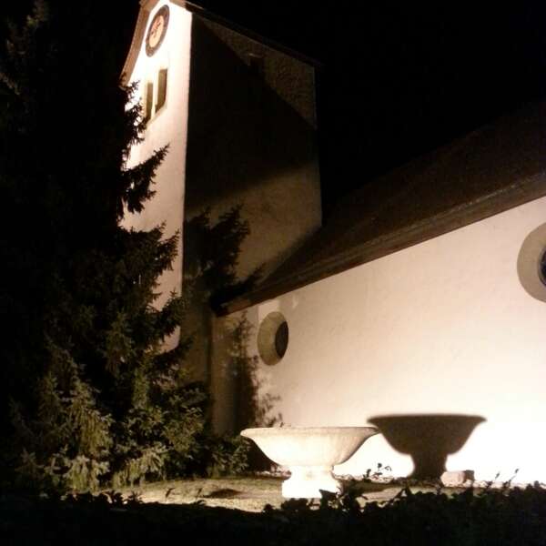Die Kirchentür steht allen offen