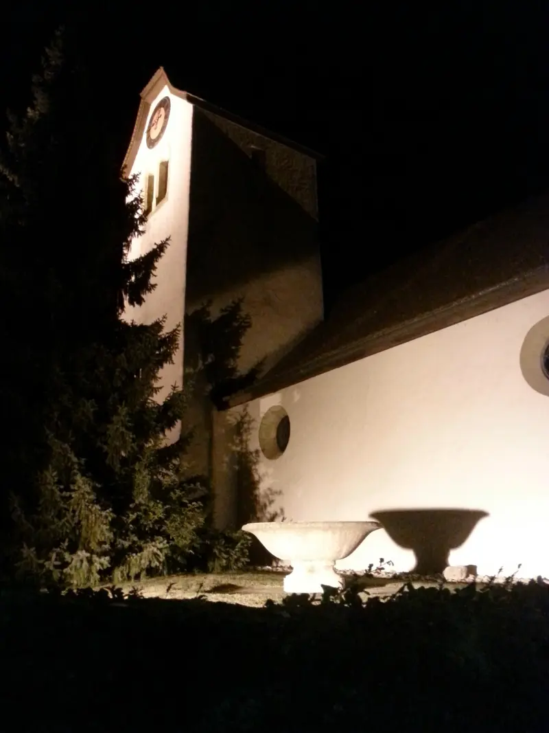 Die Kirchentür steht allen offen