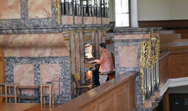 Orgelstücke und Texte in der Reformierten Kirche