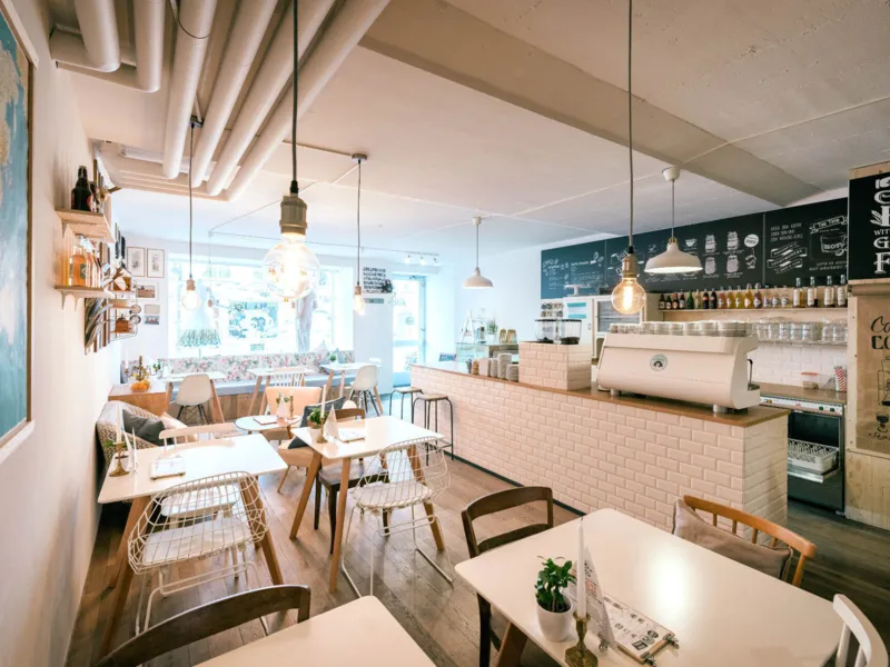 Luckymonkey Shop Café Bar