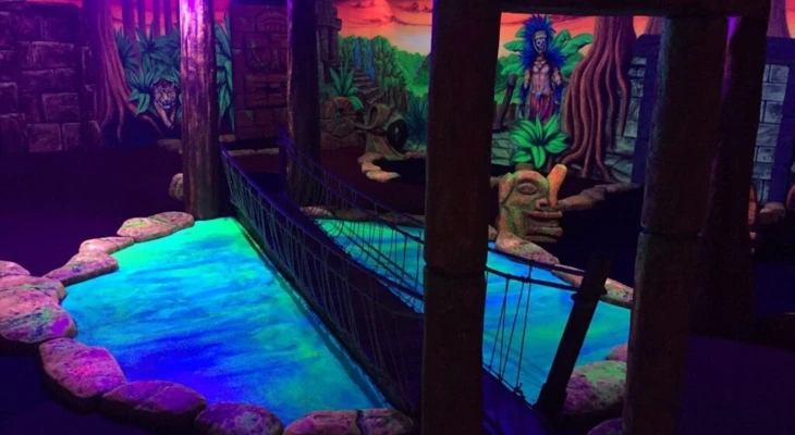 4D Minigolf 4D Minigolf