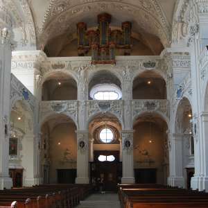 Innenansicht Jesuitenkirche Solothurn