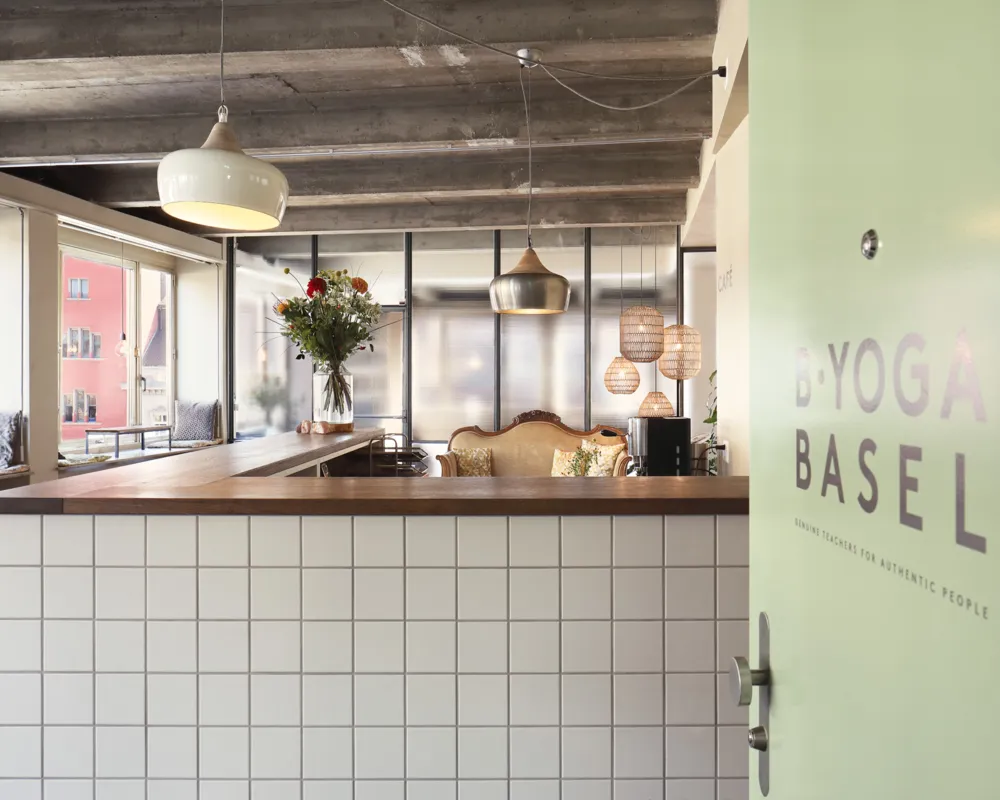 B.Yoga Basel