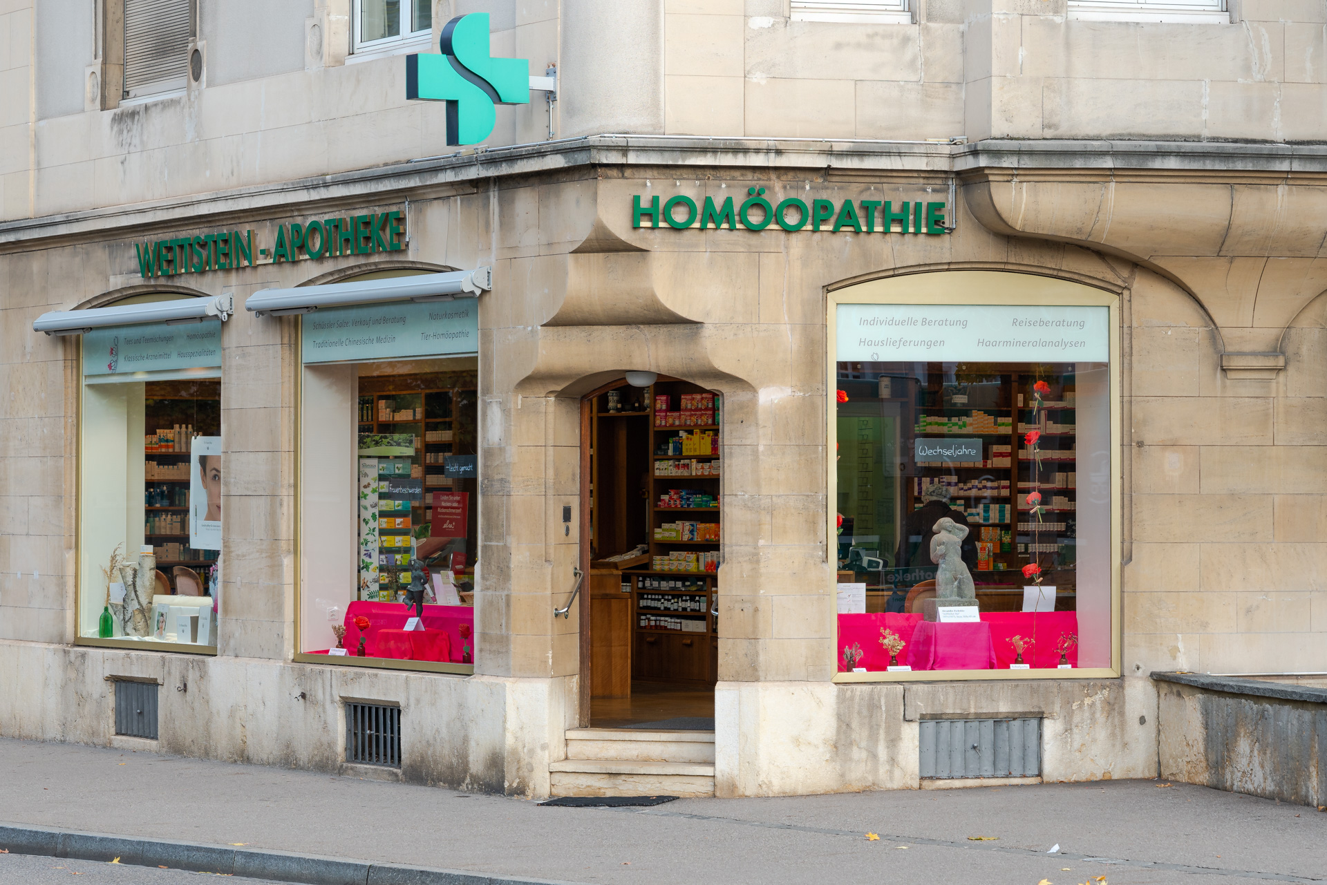 Wettstein Apotheke in Basel Zentrum für Naturheilmittel, Homöopathie