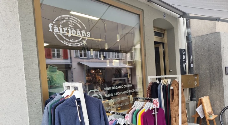 REVIVI / Fairjeans