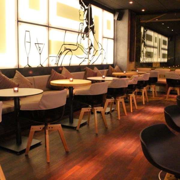 90° Café Bar Lounge