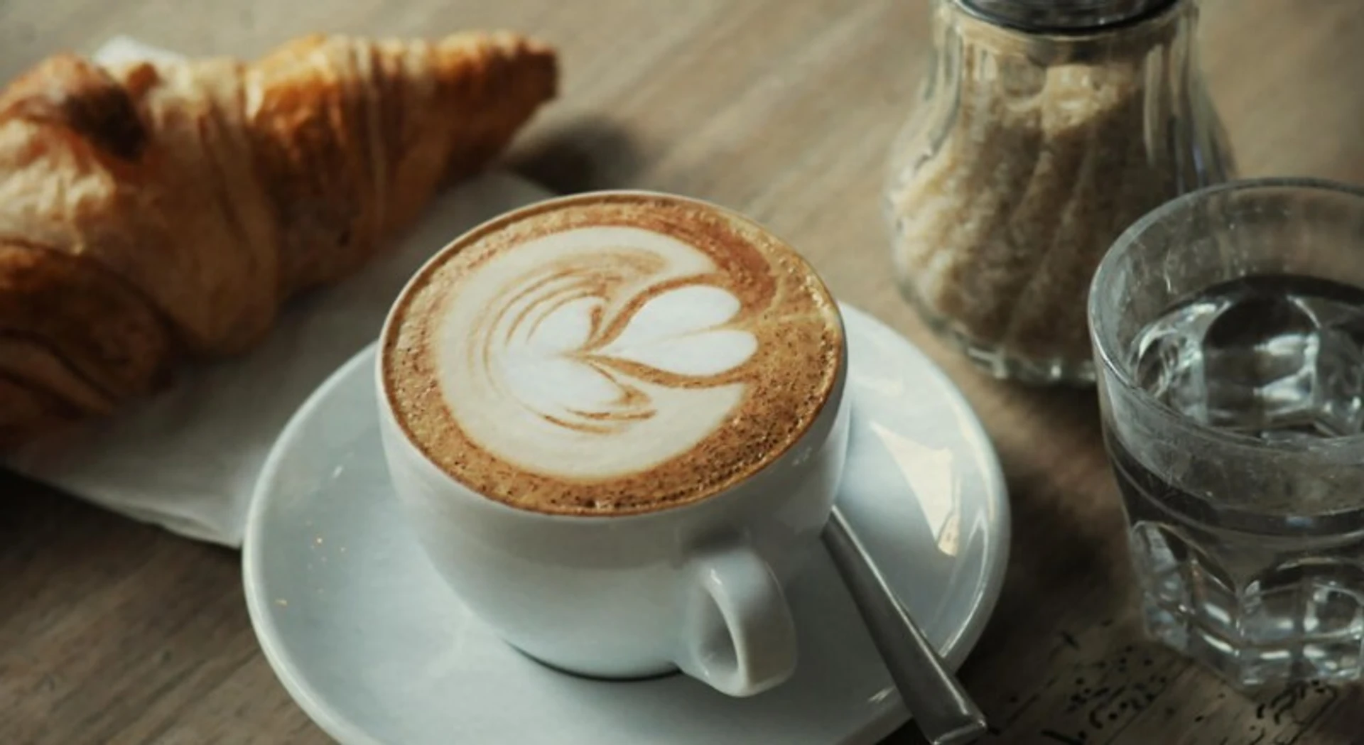 Bar Cafe Tuchlaube Bar Cafe Tuchlaube