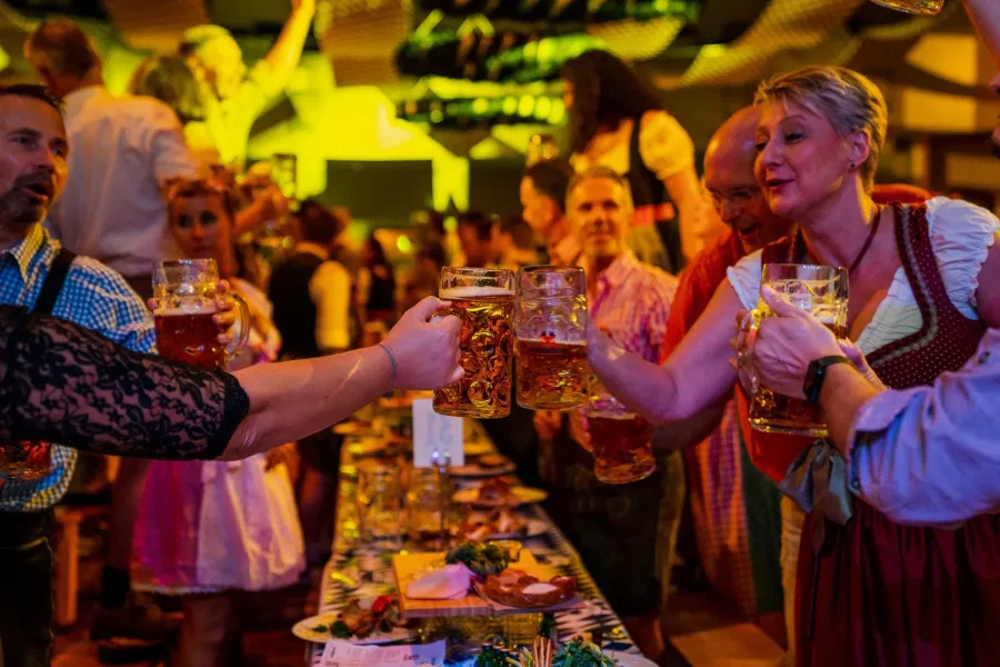 Volkshaus Wiesn