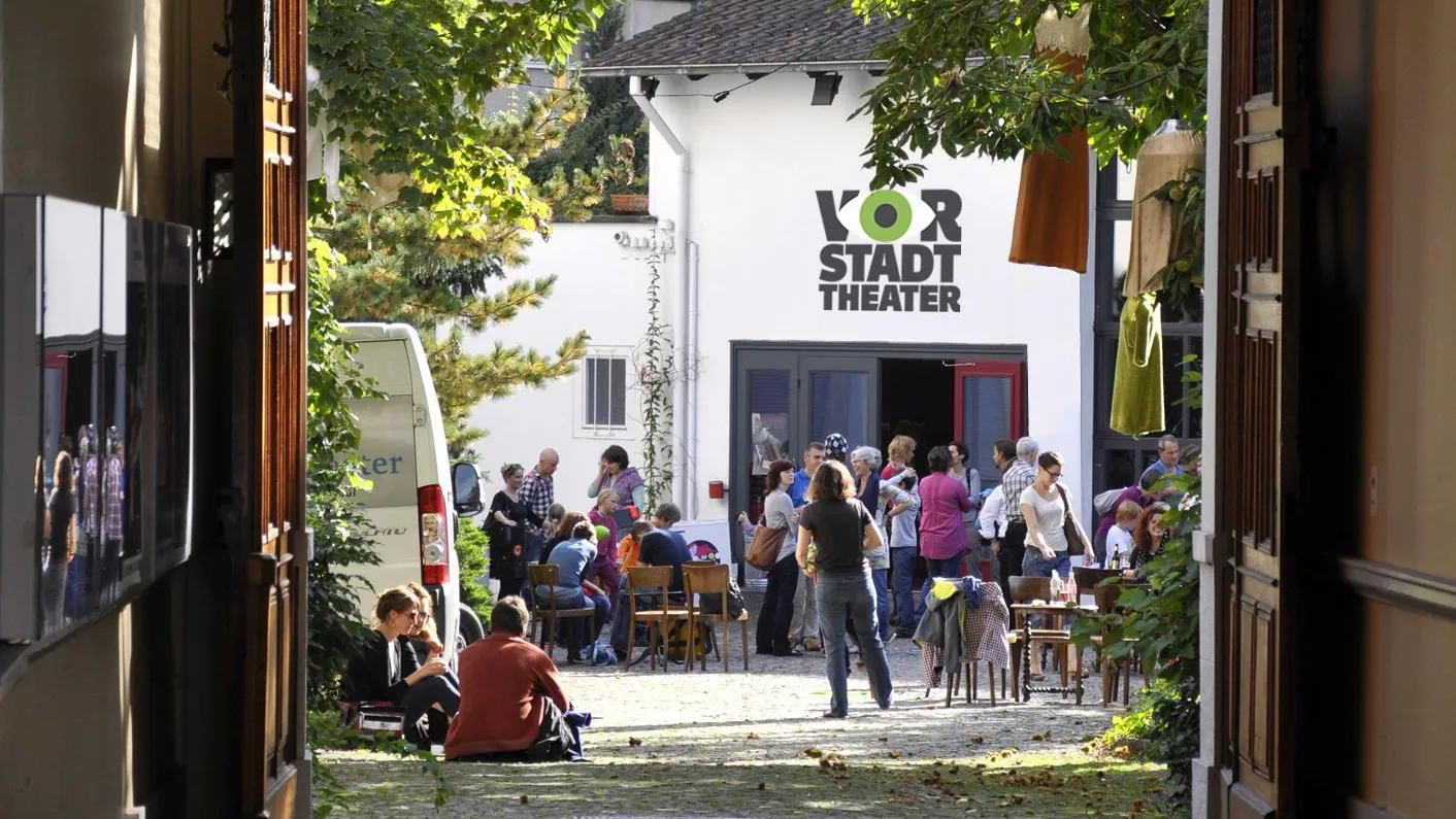 Bereits seit 1974 schafft es das Vorstadttheater Basel, Kinder wie auch Erwachsene anzusprechen, herauszufordern und zu unterhalten.