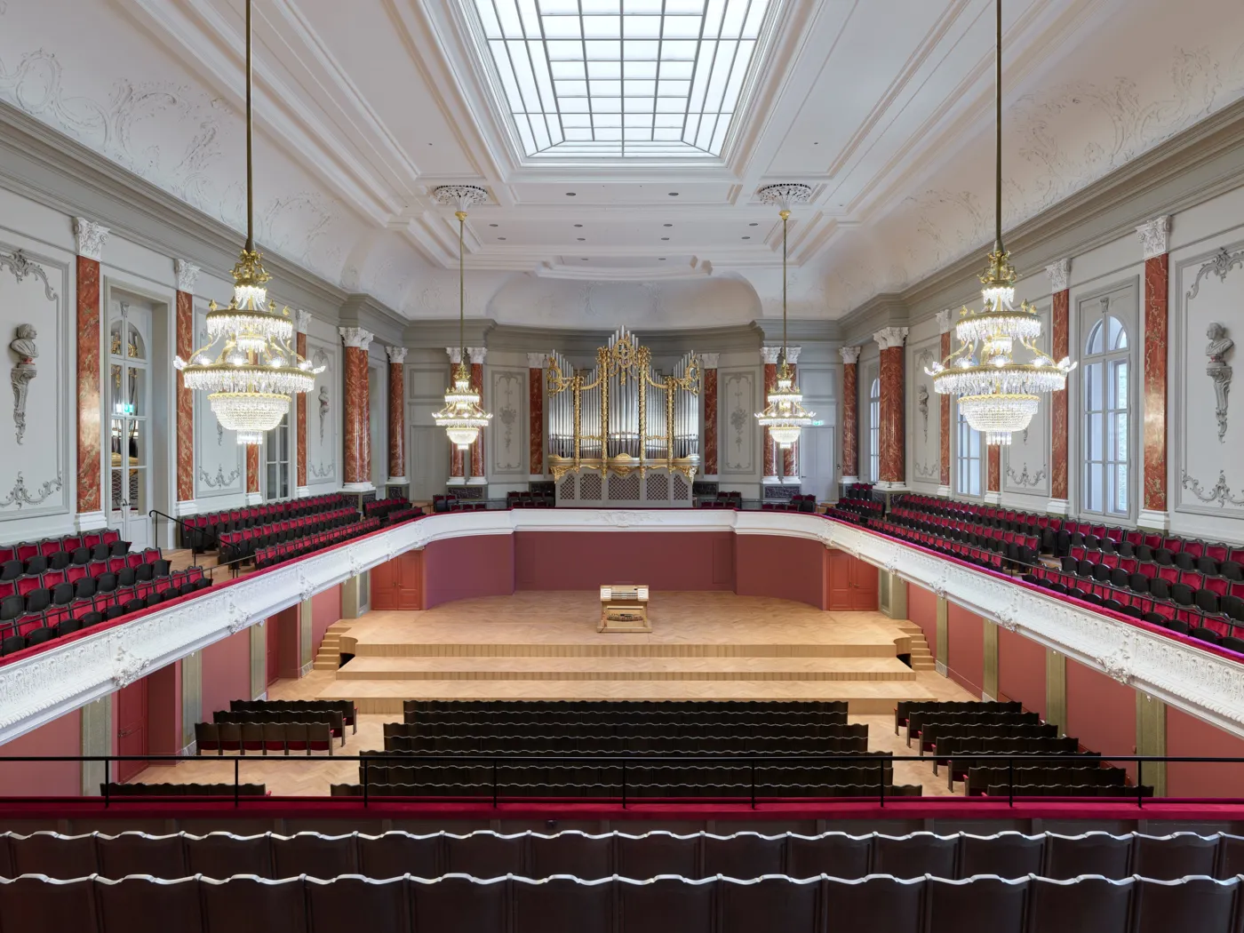 Die neue Metzler-Orgel im Stadtcasino Basel