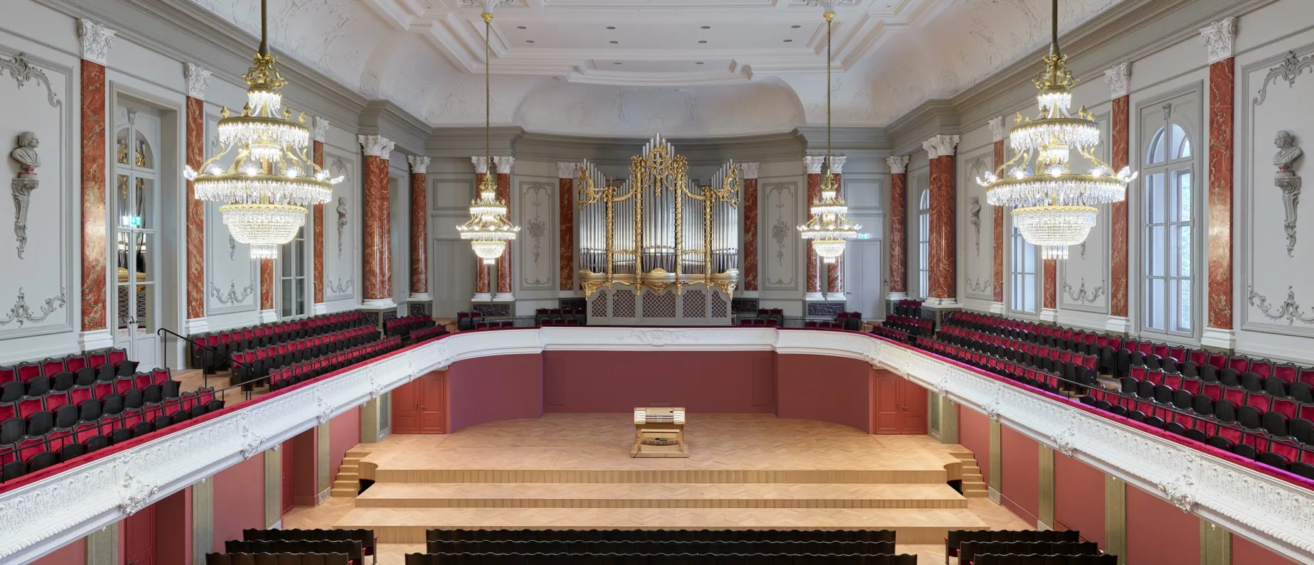 Die neue Metzler-Orgel im Stadtcasino Basel