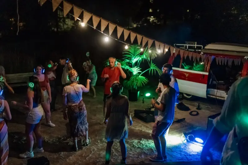 Silent-Disko in der Alten Kirche Altstetten