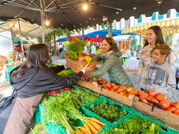 Aarau, Graben, Wochenmarkt